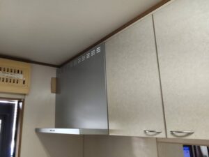 同時給排気型レンジフードの取替交換情報！　ダクト穴ふさぎ　ミカドキッチン